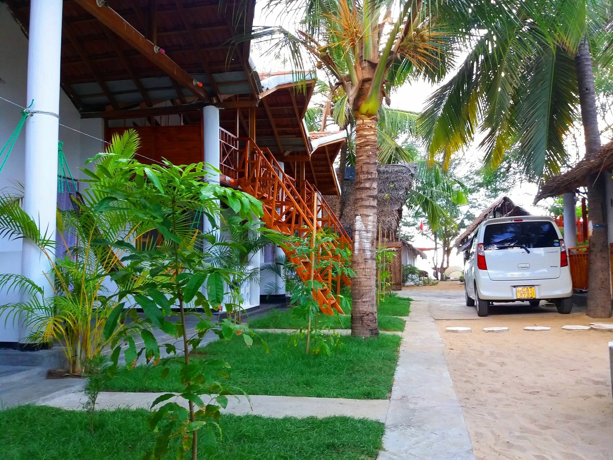 Beach Wave Hotel Аругам Бей Екстериор снимка